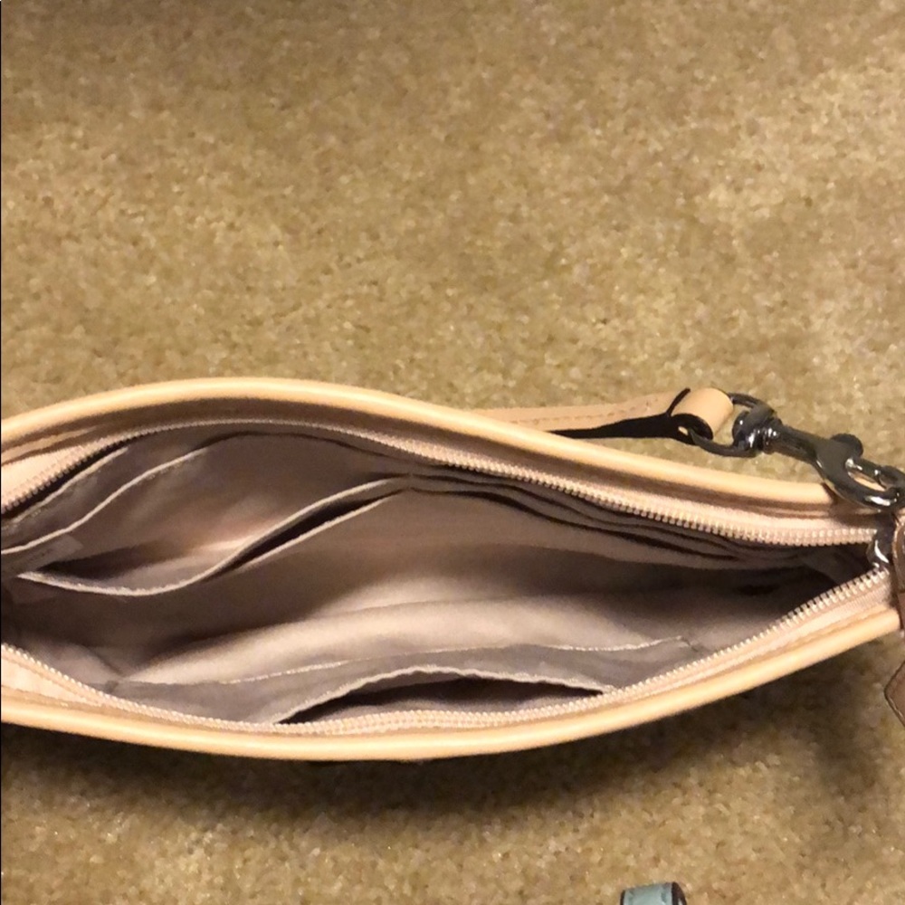 Silver Coach wristlet NWT - Picture 3 of 3